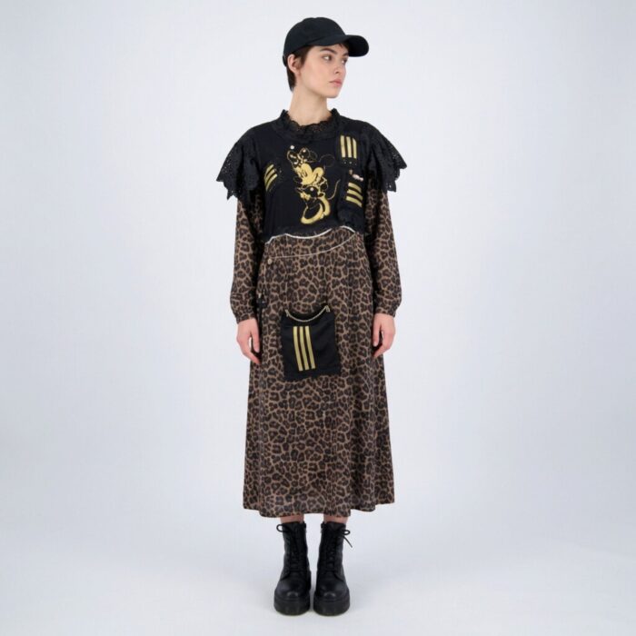 Robe Adidas leopard reworked avec dentelle mannequin par Aliona Sama