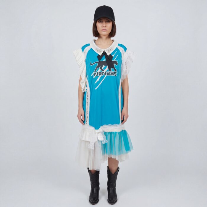 Robe Airness frous-frous upcyclée par Aliona Sama